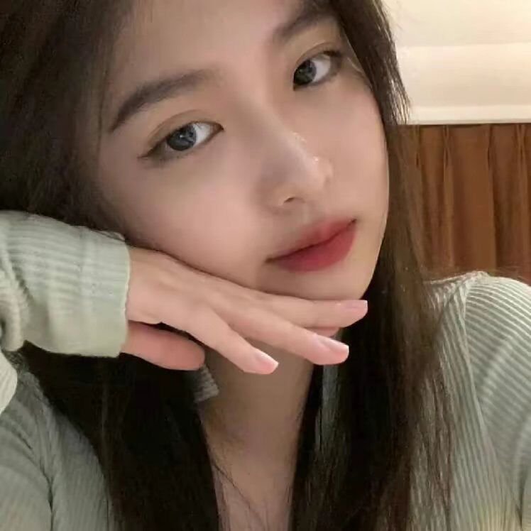 好色巨乳学妹 极品女神